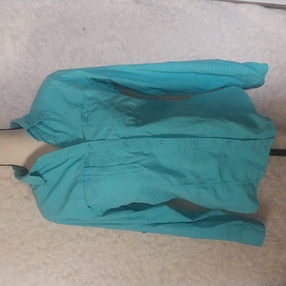 World Wide Sportsman Bass Pro Shop Blue Women’s Fishing Roll Sleeve Shirt Size M - Picture 3 of 9